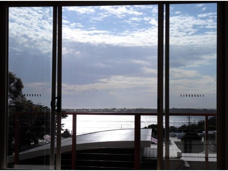 Unit 2, 5 Wonthaggi Crescent, San Remo VIC 3925