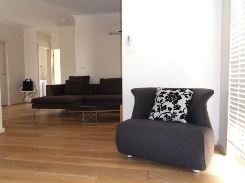 Unit 2, 5 Wonthaggi Crescent, San Remo VIC 3925