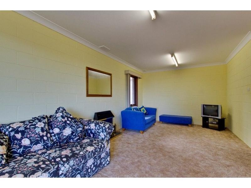 8 Panorama Drive, San Remo VIC 3925
