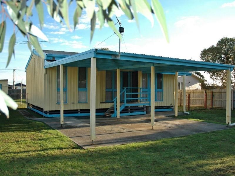 2 Seesburg Street, Cape Woolamai VIC 3925