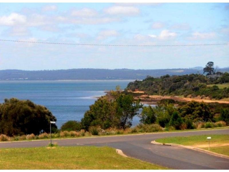 17 Albon Street, Corinella VIC 3984