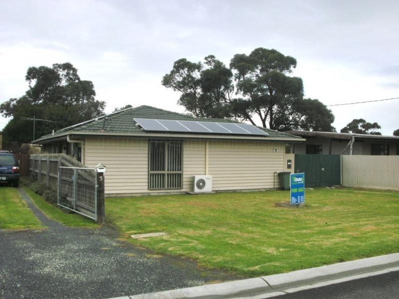 7 Greenwich Grange, Coronet Bay VIC 3984