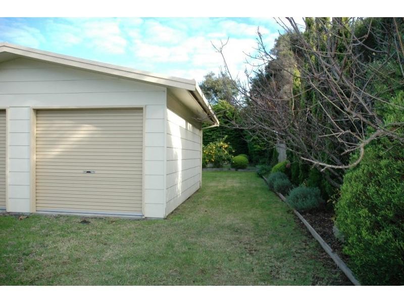 24 The Esplanade, Cape Woolamai VIC 3925