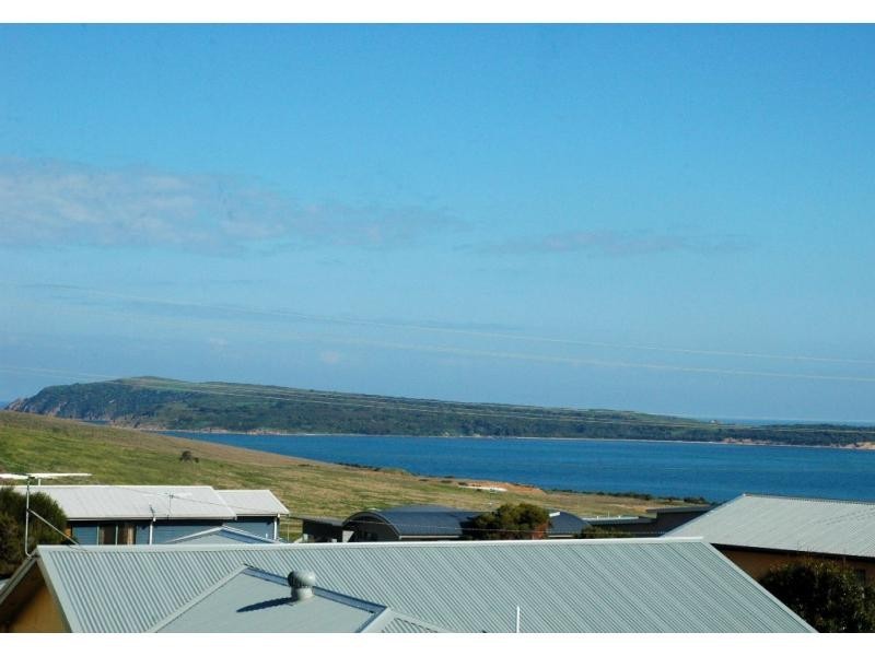 3 Miriam Court, San Remo VIC 3925
