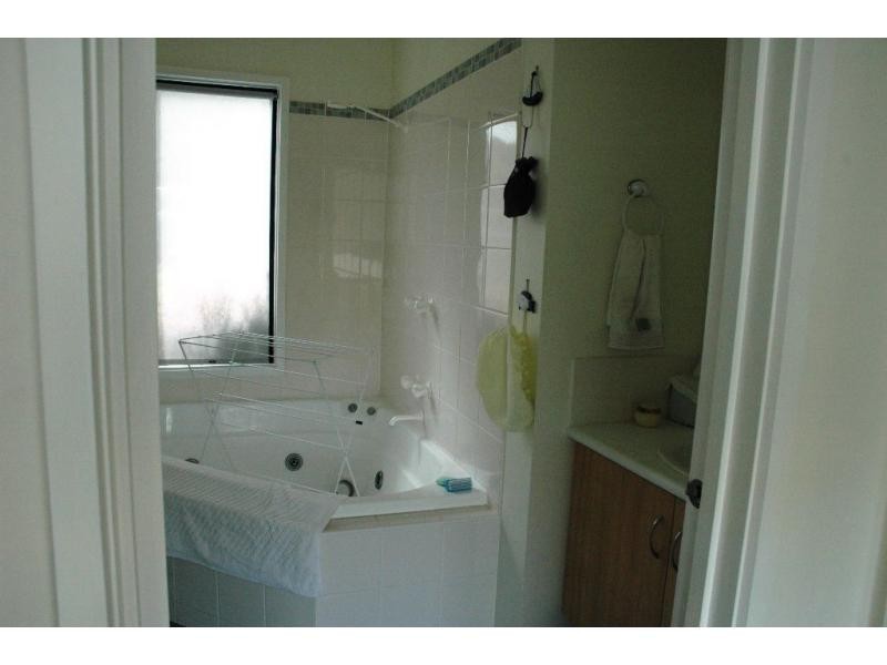 3 Miriam Court, San Remo VIC 3925