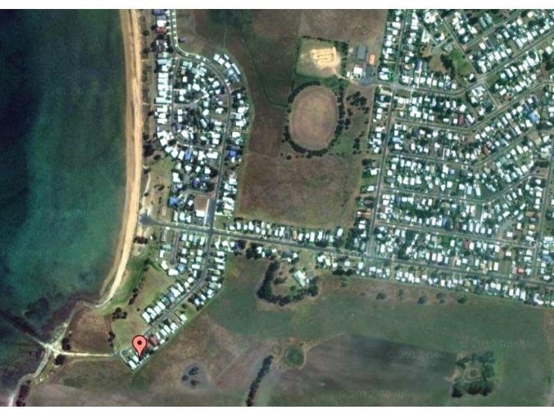 4 Champ Elysees Esplanade, Coronet Bay VIC 3984