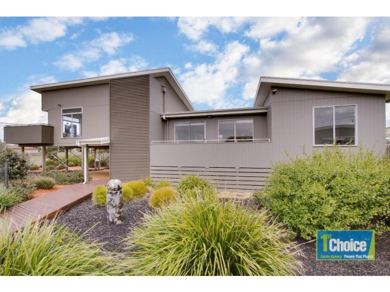 79 Phillip Island Road, Surf Beach VIC 3922