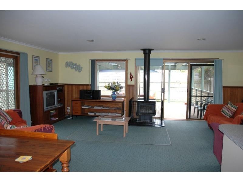 16 Broadwater Avenue, Cape Woolamai VIC 3925