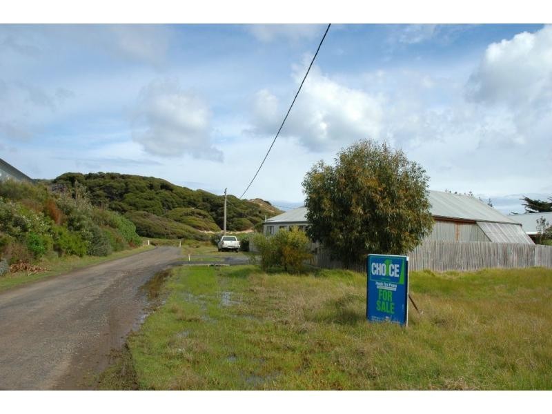 4 Seafoam Street, Surf Beach VIC 3922