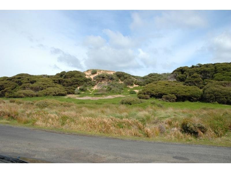 4 Seafoam Street, Surf Beach VIC 3922