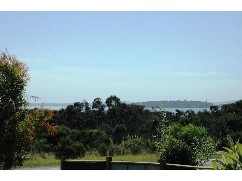 63 Phillip Island Road, Surf Beach VIC 3922