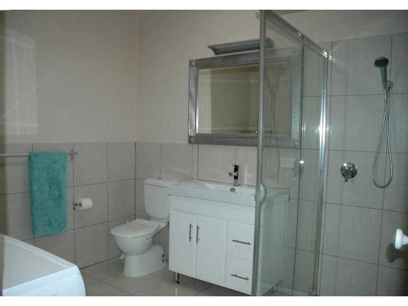 Apt. A/129 Marine Parade, San Remo VIC 3925