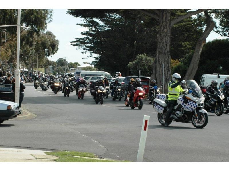 Apt. A/129 Marine Parade, San Remo VIC 3925