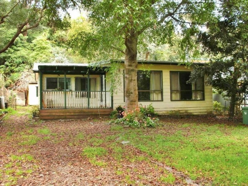 27 Malcolm Drive, Grantville VIC 3984