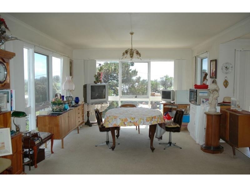 19 Bayview Avenue, Surf Beach VIC 3922