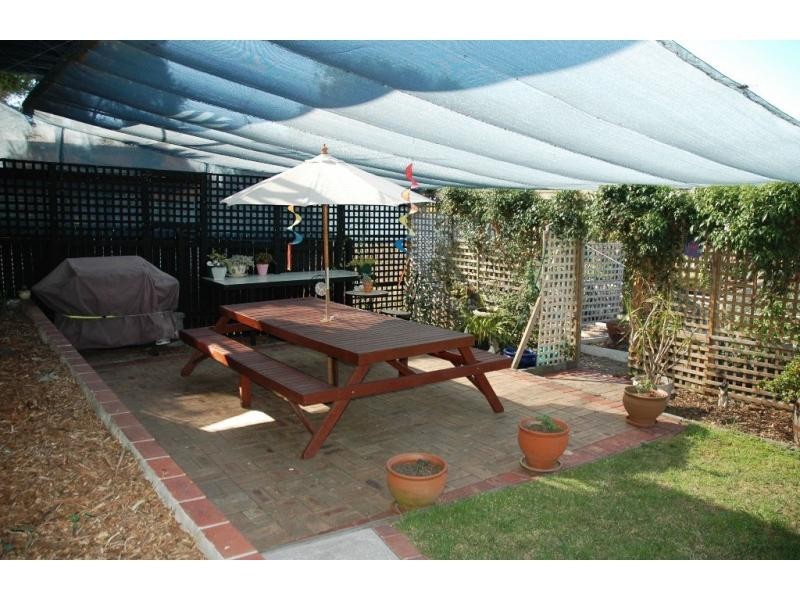 20 Manly Place, Surf Beach VIC 3922