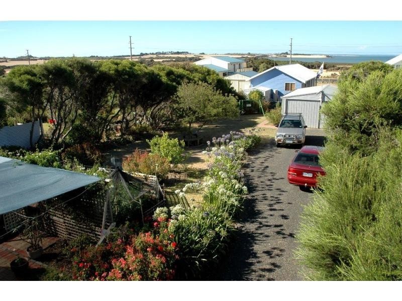 20 Manly Place, Surf Beach VIC 3922