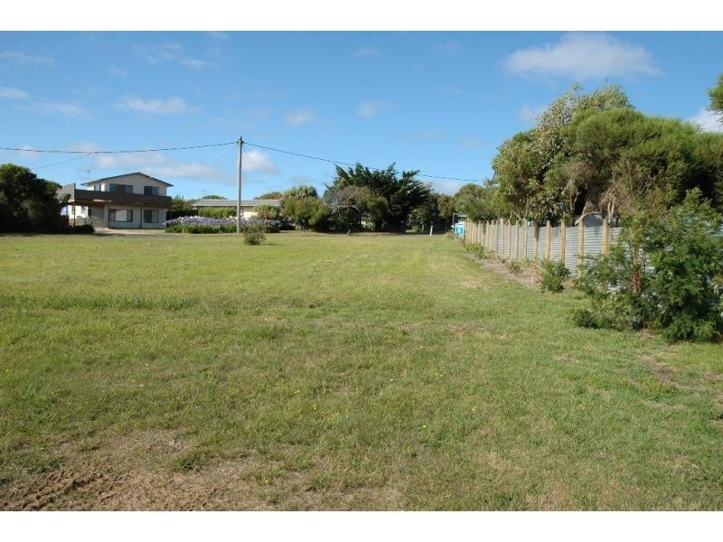 20 Manly Place, Surf Beach VIC 3922