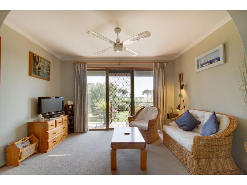 47 Phillip Island Road, Surf Beach VIC 3922