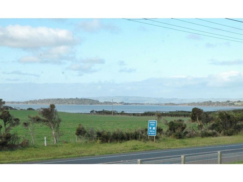 51 Phillip Island Road, Surf Beach VIC 3922