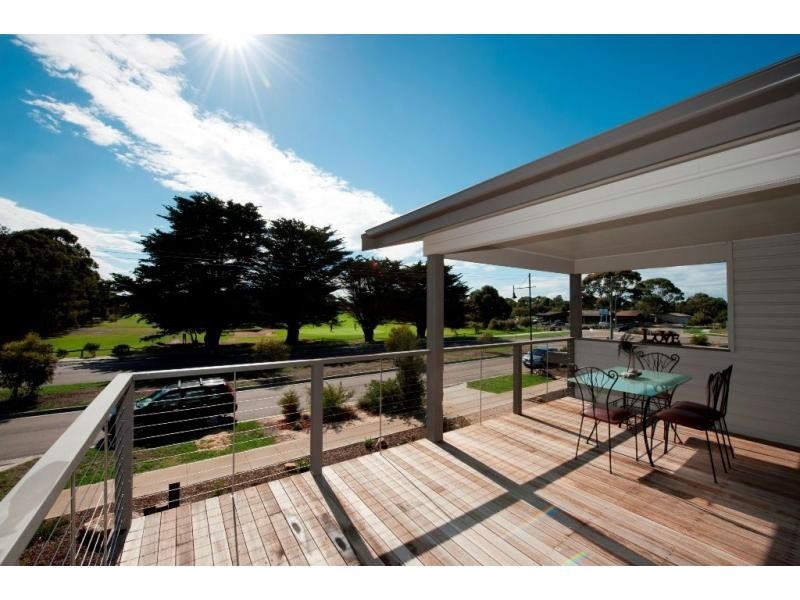 41 Settlement Road, Cowes VIC 3922