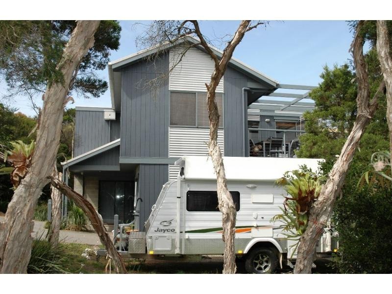 11 Shetland Heights Road, San Remo VIC 3925