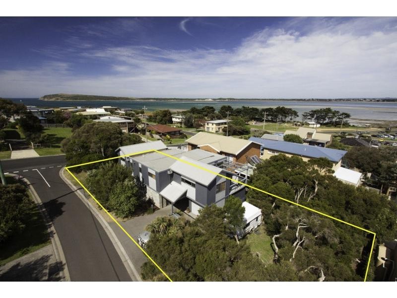 11 Shetland Heights Road, San Remo VIC 3925