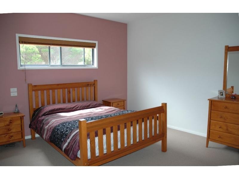 11 Shetland Heights Road, San Remo VIC 3925