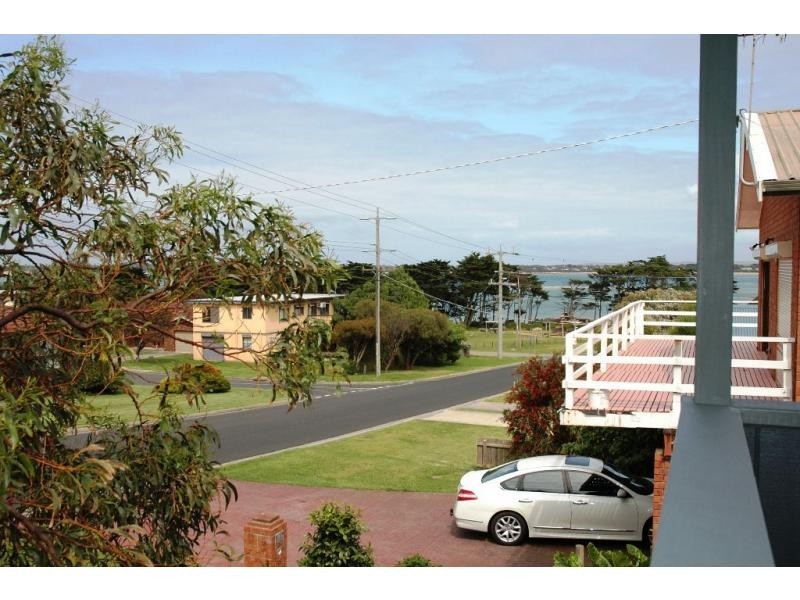 11 Shetland Heights Road, San Remo VIC 3925