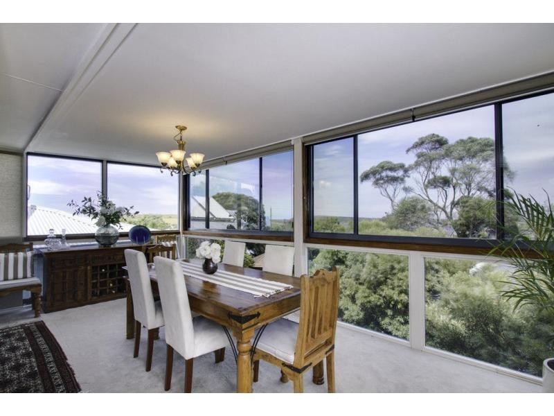 7 Miriam Court, San Remo VIC 3925