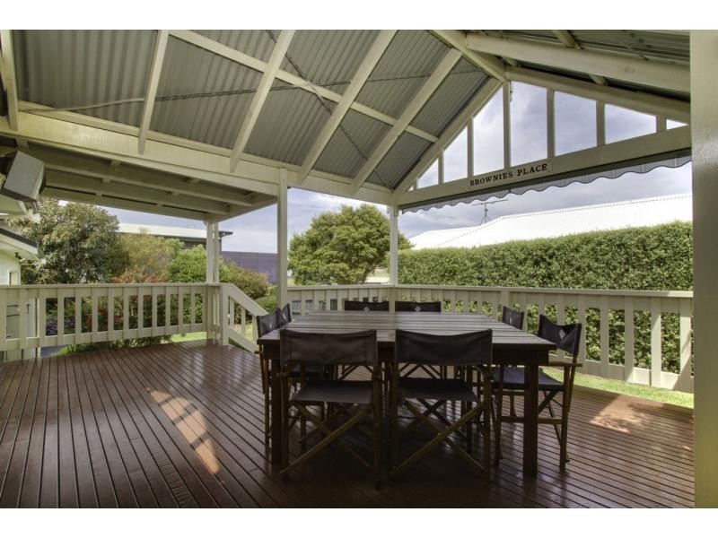 1 Halcyon Avenue, San Remo VIC 3925