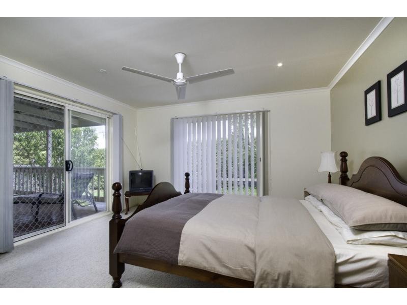 1 Halcyon Avenue, San Remo VIC 3925