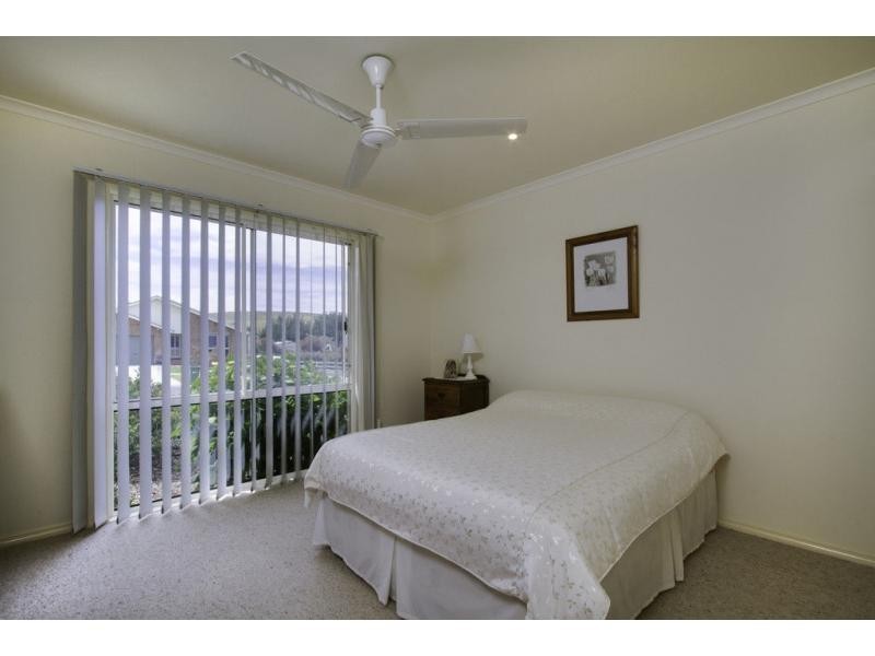 1 Halcyon Avenue, San Remo VIC 3925