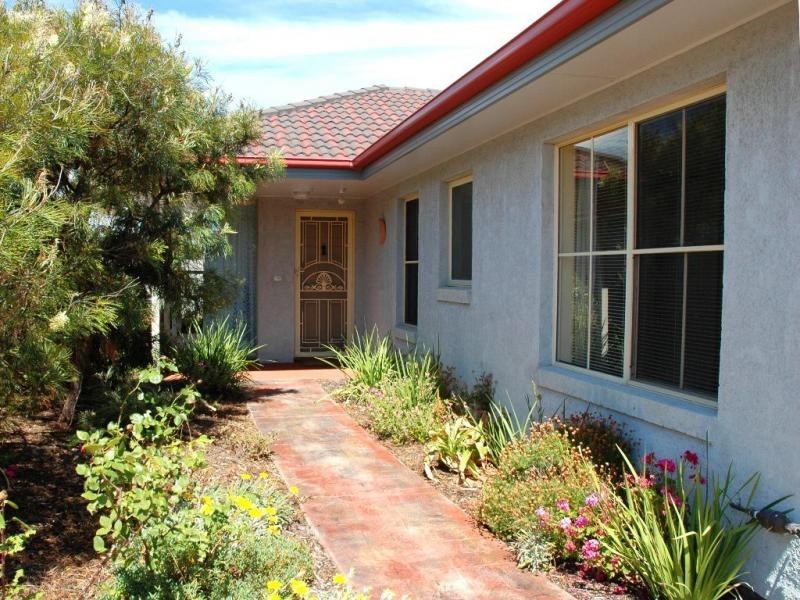 3/20 Woolamai Grove, San Remo VIC 3925