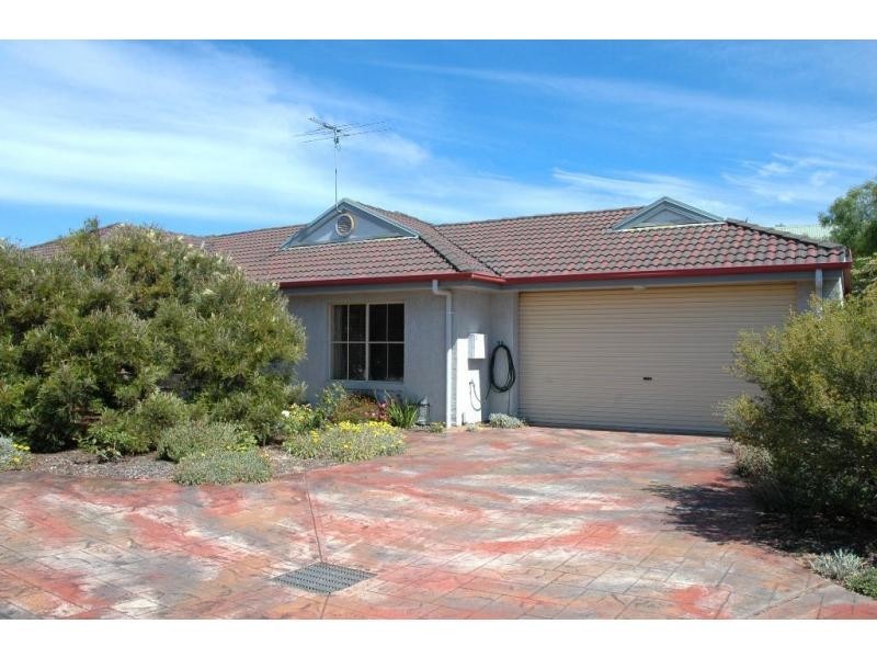 3/20 Woolamai Grove, San Remo VIC 3925