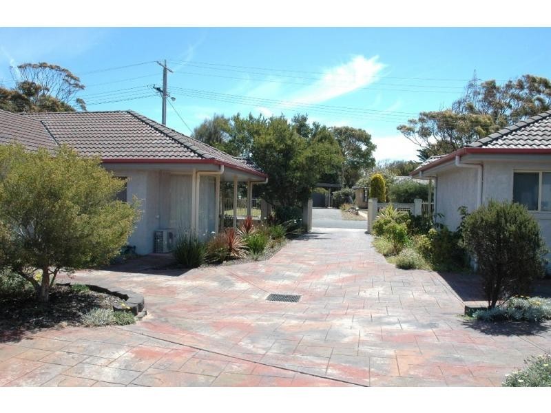 3/20 Woolamai Grove, San Remo VIC 3925