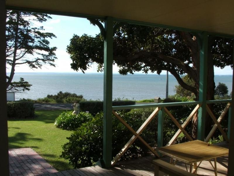 50 Forrest Avenue, Newhaven VIC 3925