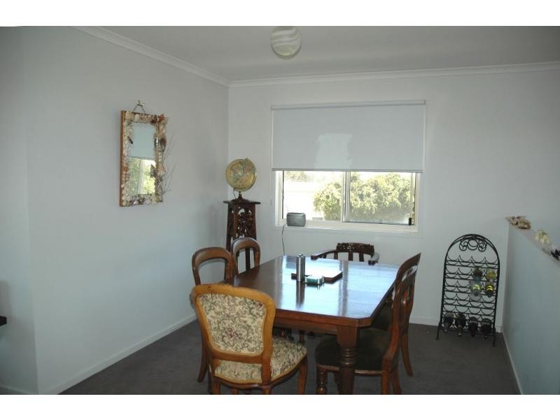 2/2 Stradbroke Crescent, Surf Beach VIC 3922