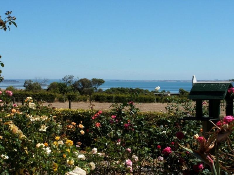 75 Potters Hill Road, San Remo VIC 3925