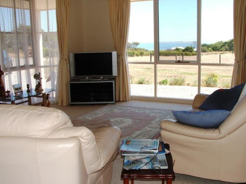 75 Potters Hill Road, San Remo VIC 3925