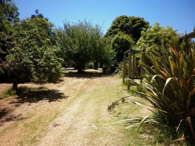 34 Phillip Island Road, Newhaven VIC 3925
