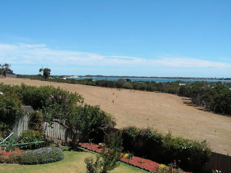 61 Panorama Drive, San Remo VIC 3925