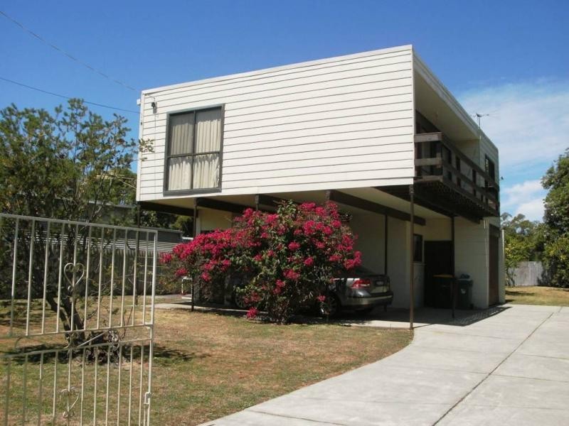 12 Kallay Drive, Pioneer Bay VIC 3984