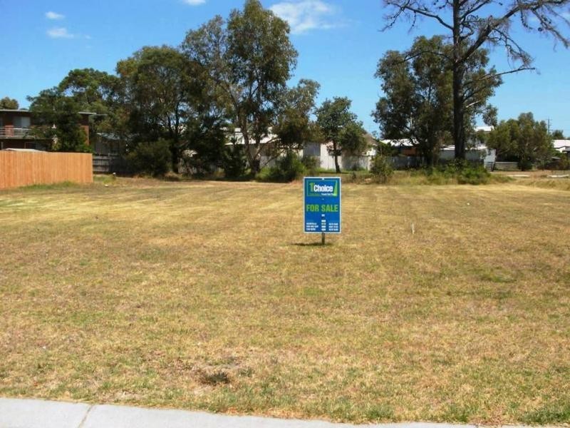 17 Oceanaires Avenue, Coronet Bay VIC 3984
