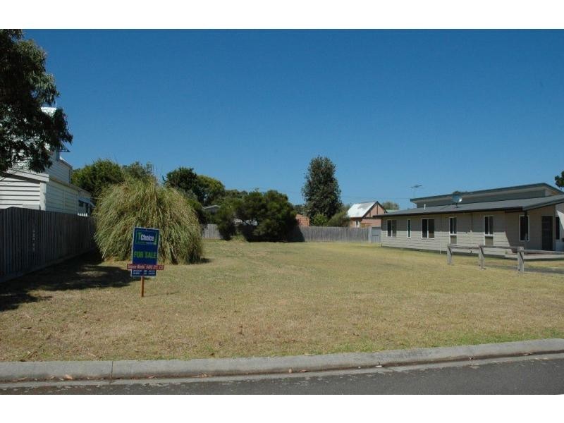 11 Seaspray Avenue, Cape Woolamai VIC 3925