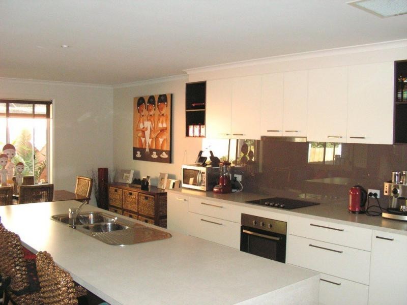 171 Phillip Island Road, Surf Beach VIC 3922