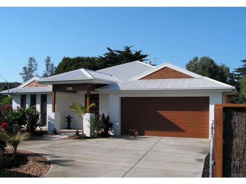 171 Phillip Island Road, Surf Beach VIC 3922