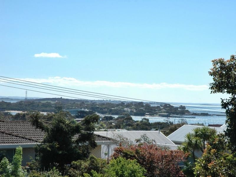 12 The Broadway, San Remo VIC 3925