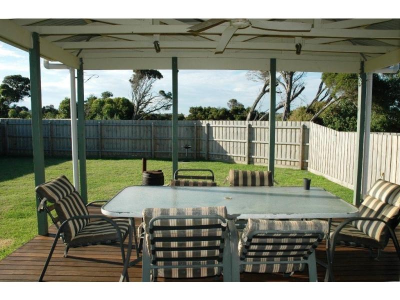 38 Elwood Avenue, Surf Beach VIC 3922