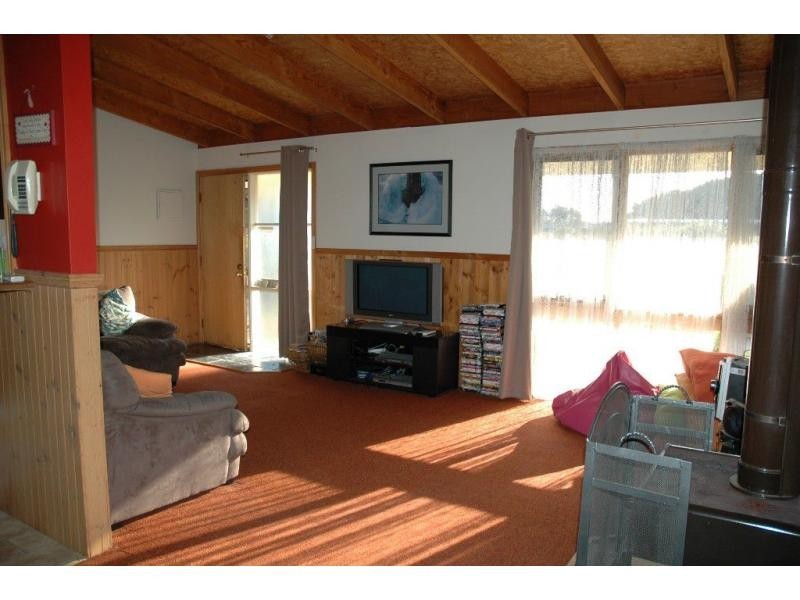 38 Elwood Avenue, Surf Beach VIC 3922